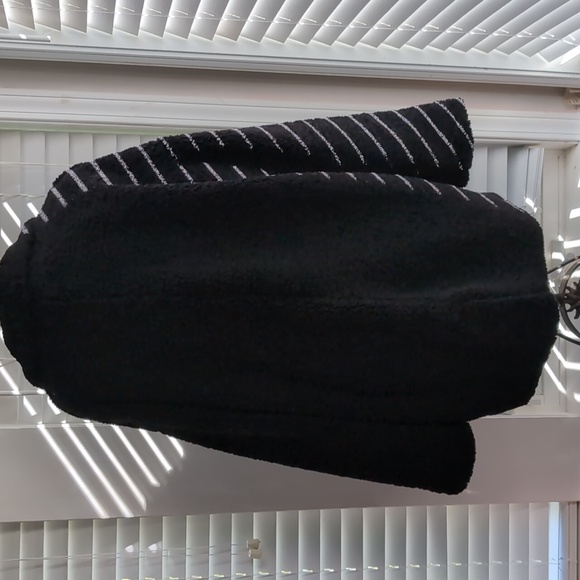 Thread & Supply black open front Teddy coat size L - Picture 5 of 14